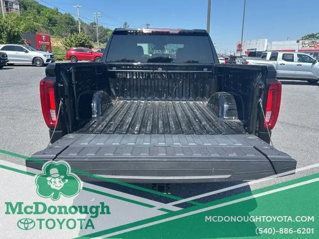 2025 GMC Sierra 1500 4WD Crew Cab Short Box SLT