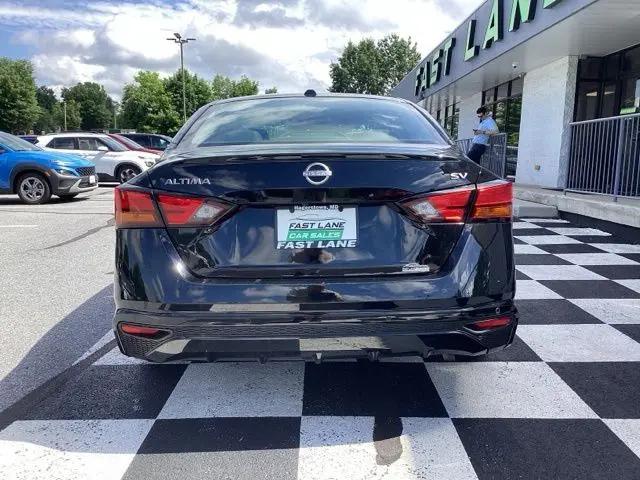 2024 Nissan Altima SV FWD