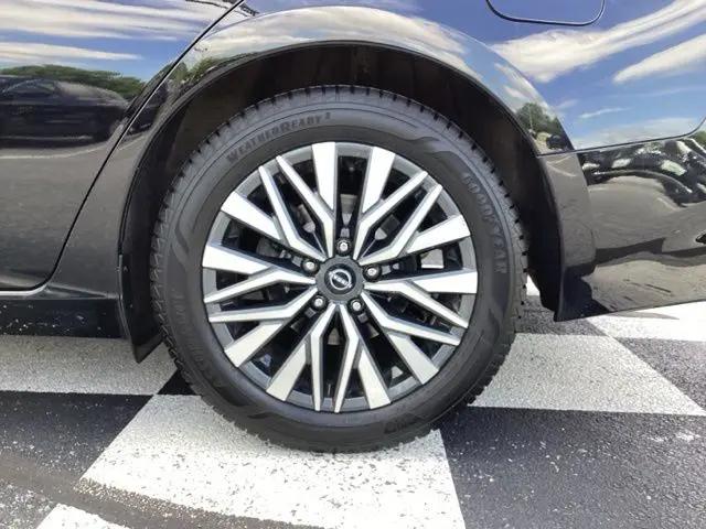 2024 Nissan Altima SV FWD