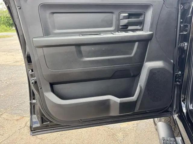 2026 Ram 2500 Black Express Crew Cab 4x4 6'4" Box