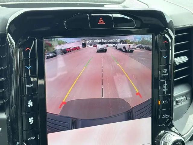 2026 Ram 2500 Black Express Crew Cab 4x4 6'4" Box