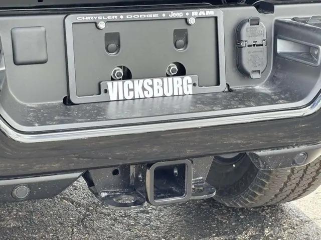 2026 Ram 2500 Black Express Crew Cab 4x4 6'4" Box