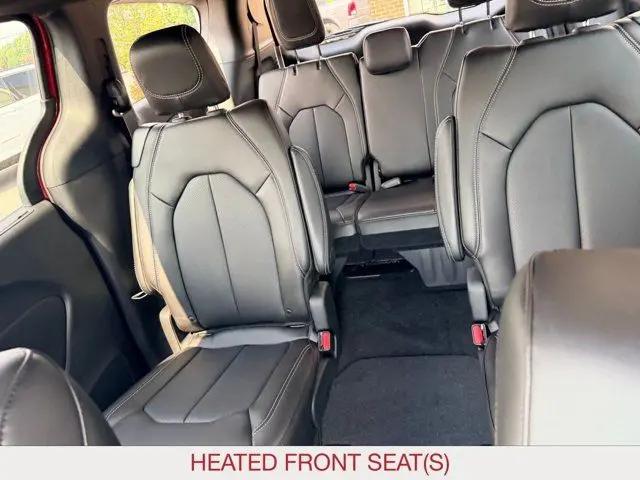 2027 Chrysler Pacifica Select AWD