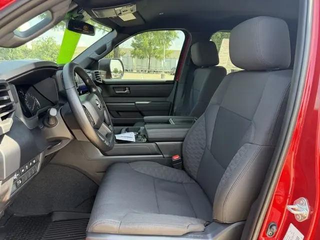2026 Toyota Tundra SR5 CrewMax 5.5' Bed
