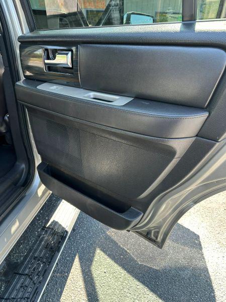 2008 Lincoln Navigator Base