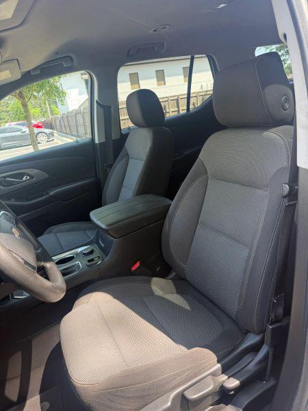 2020 Chevrolet Traverse FWD LS