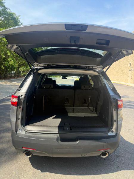 2020 Chevrolet Traverse FWD LS