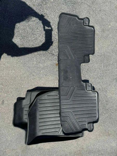 2011 Toyota Highlander SE V6
