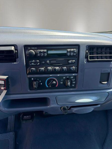 1999 Ford F-250 Base