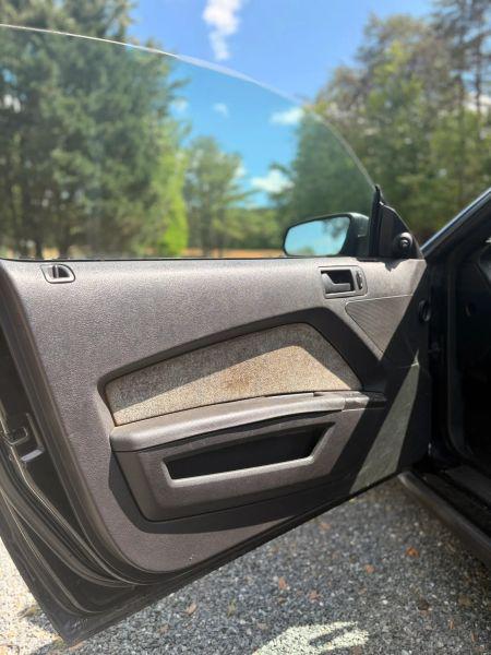 2010 Ford Mustang Base