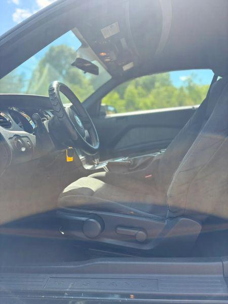 2010 Ford Mustang Base