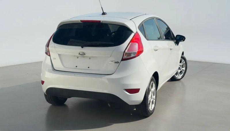 2015 Ford Fiesta SE