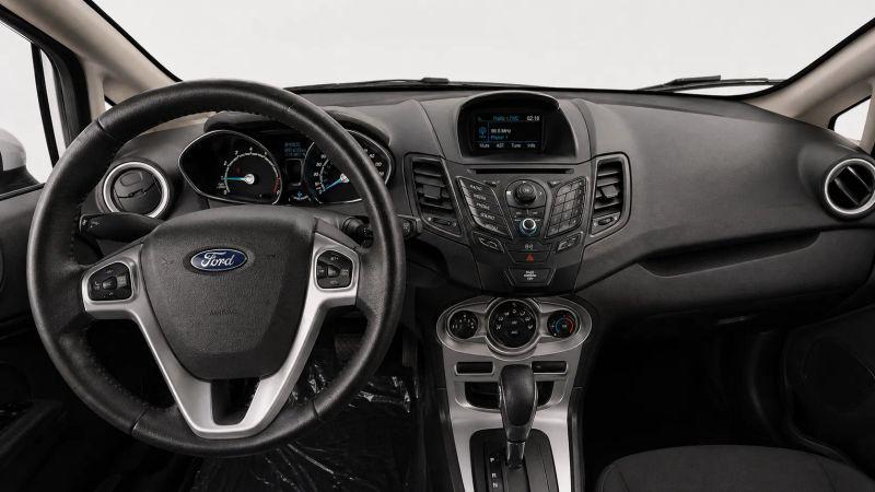 2015 Ford Fiesta SE