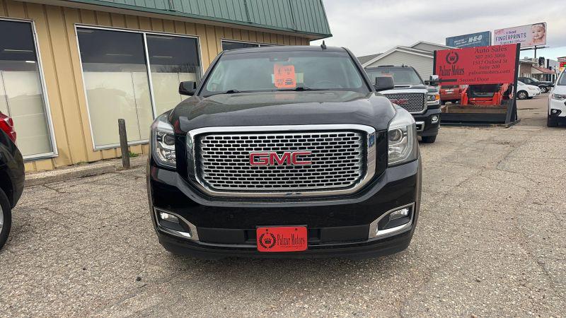 2016 GMC Yukon XL Denali for sale in Worthington, MN