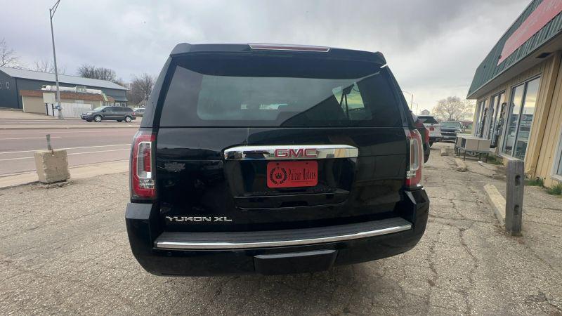 2016 GMC Yukon XL Denali