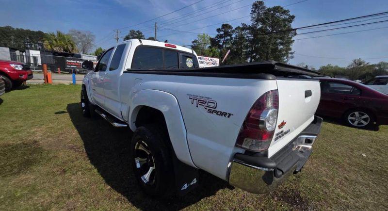 2012 Toyota Tacoma Base V6