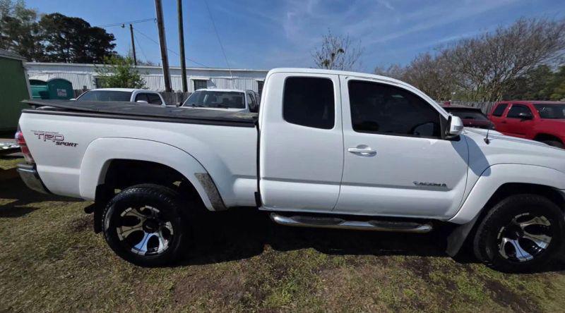 2012 Toyota Tacoma Base V6