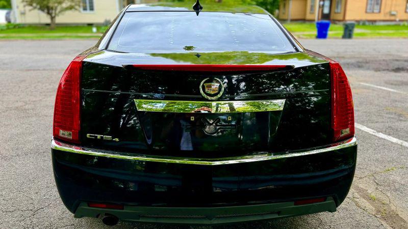 2011 Cadillac CTS Standard