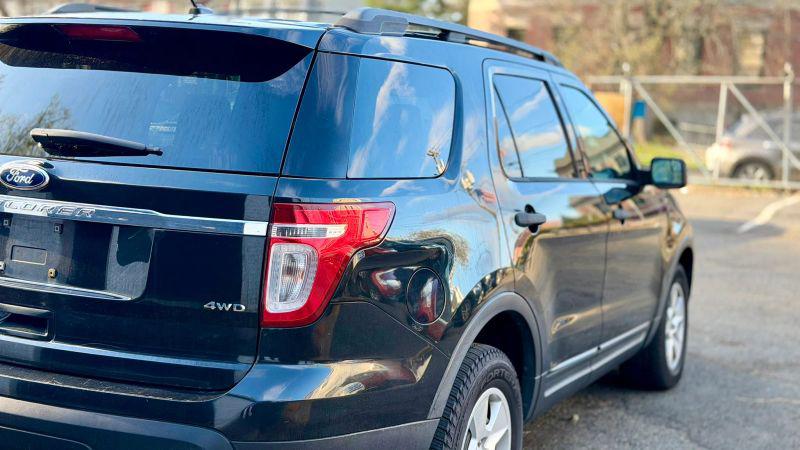 2013 Ford Explorer Base