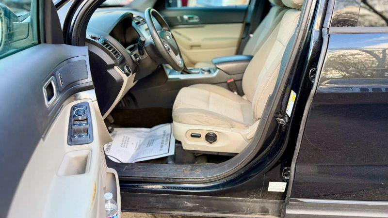 2013 Ford Explorer Base