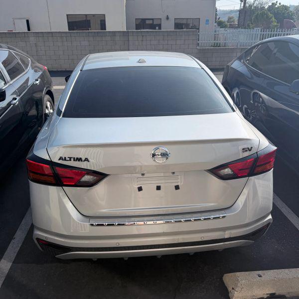 2022 Nissan Altima SV FWD