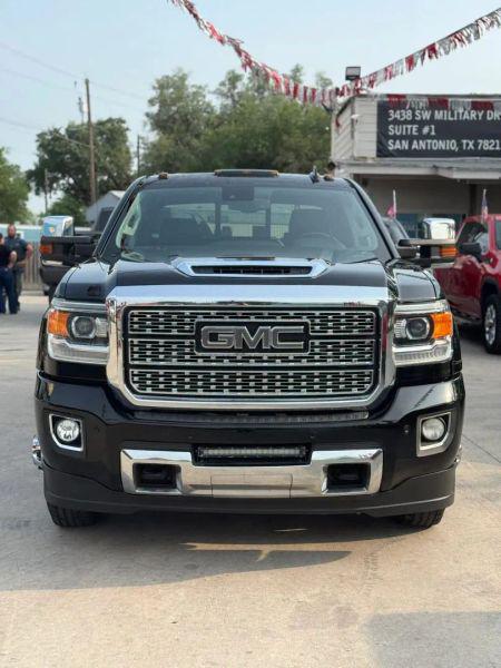 2018 GMC Sierra 3500HD Denali