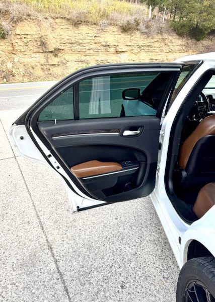 2018 Chrysler 300 Limited