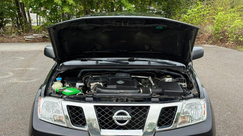 2012 Nissan Frontier SV