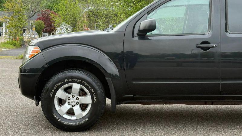2012 Nissan Frontier SV