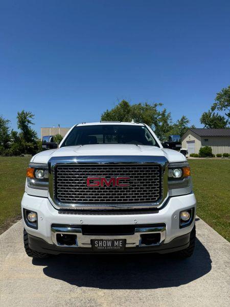 2016 GMC Sierra 2500HD Denali