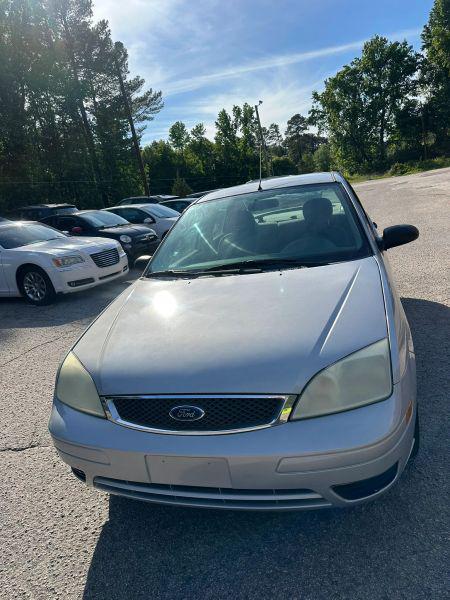 2005 Ford Focus ZX4