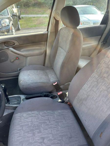 2005 Ford Focus ZX4