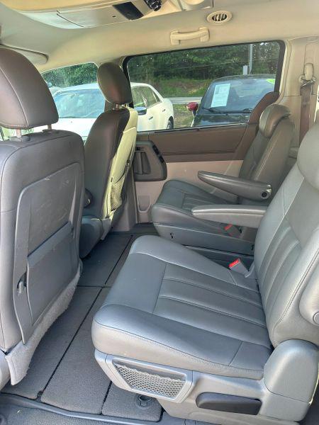 2008 Chrysler Town & Country Touring