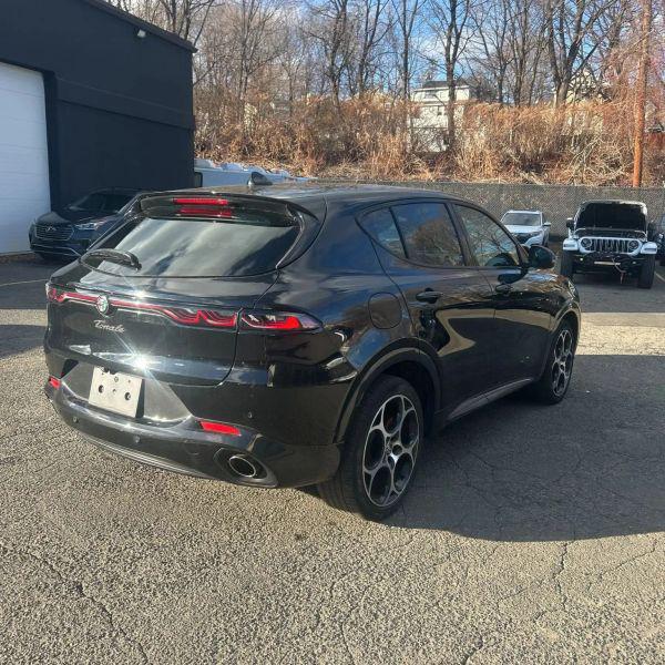 2024 Alfa Romeo Tonale Veloce EAWD