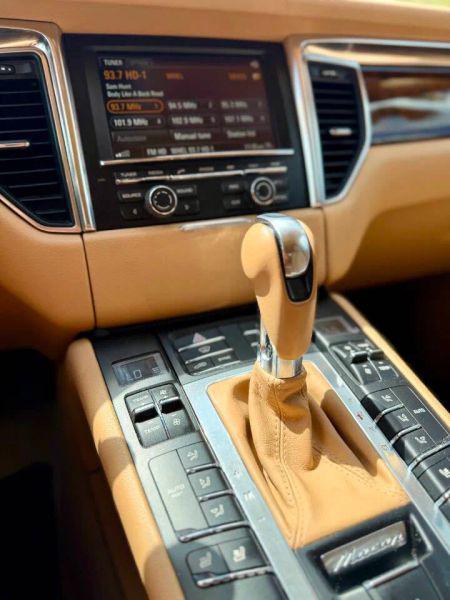 2015 Porsche Macan S