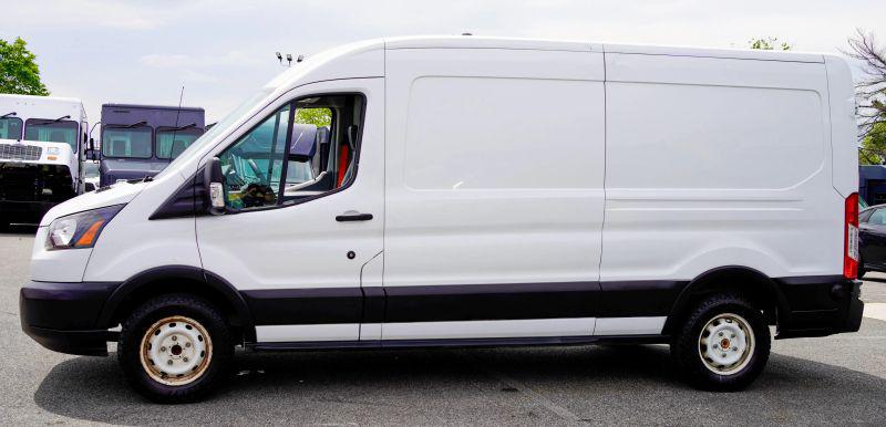 2019 Ford Transit Medium Roof w/Sliding Side Door w/LWB