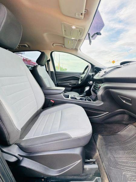 2019 Ford Escape S