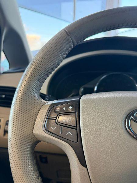2011 Toyota Sienna XLE
