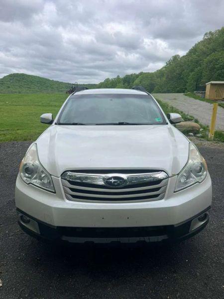 2012 Subaru Outback 2.5i Premium