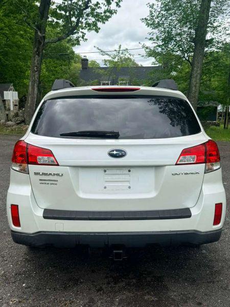 2012 Subaru Outback 2.5i Premium