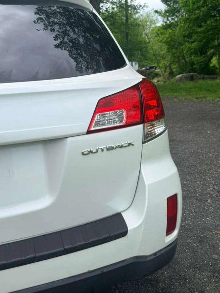 2012 Subaru Outback 2.5i Premium