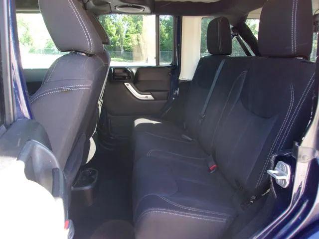 2013 Jeep Wrangler Unlimited Sahara