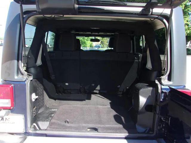 2013 Jeep Wrangler Unlimited Sahara