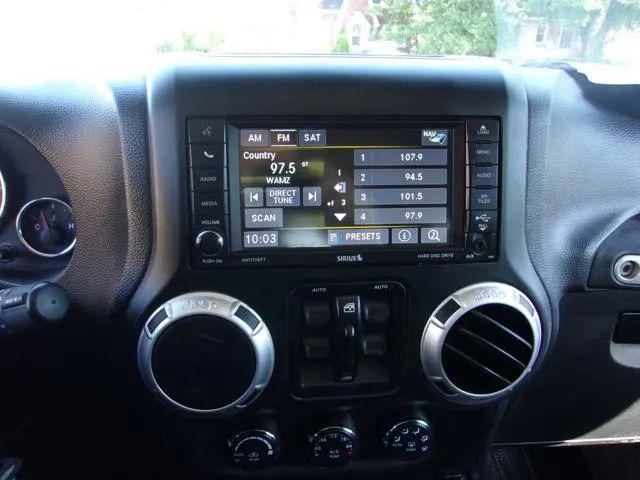 2013 Jeep Wrangler Unlimited Sahara