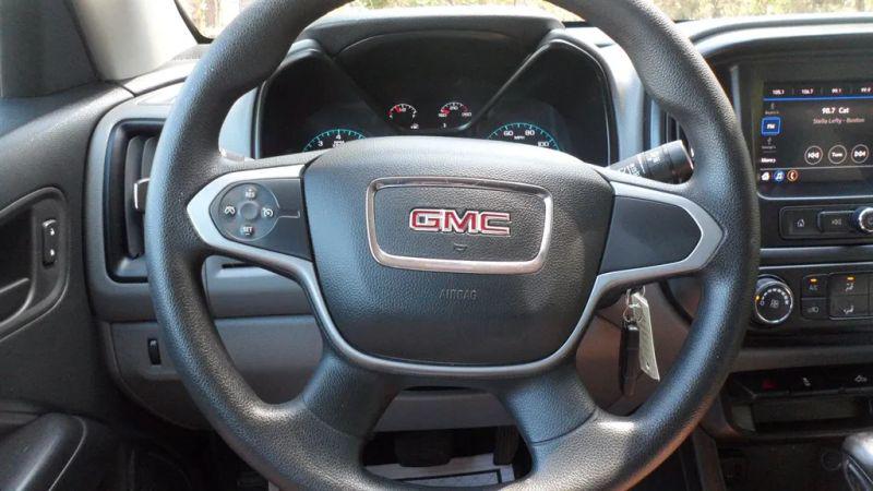 2022 GMC Canyon 2WD Crew Cab Short Box Elevation Standard