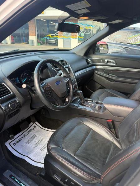 2018 Ford Explorer Sport