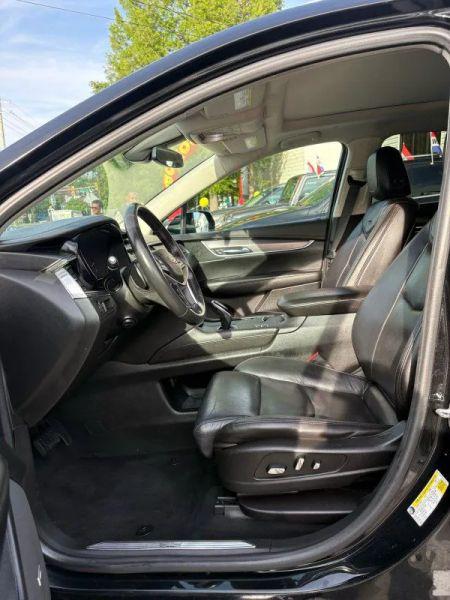 2017 Cadillac XT5 Premium Luxury