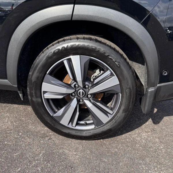 2023 Nissan Rogue SL FWD