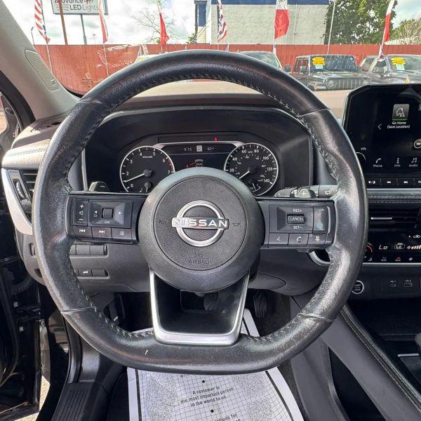 2023 Nissan Rogue SL FWD