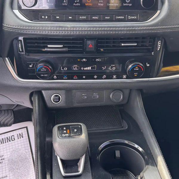 2023 Nissan Rogue SL FWD